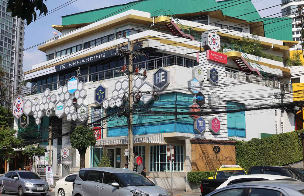 HE Clinic Bangkok Building