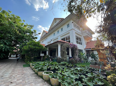 Sawasdee Medical Clinic building