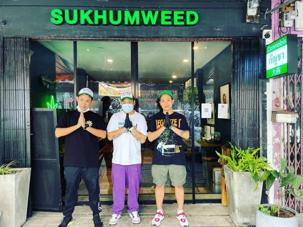 Sukhumweed staff outside store